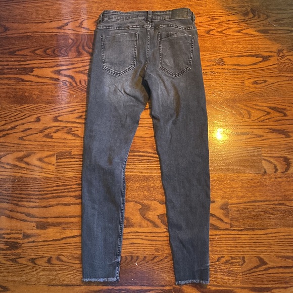 jeans - Picture 2 of 2